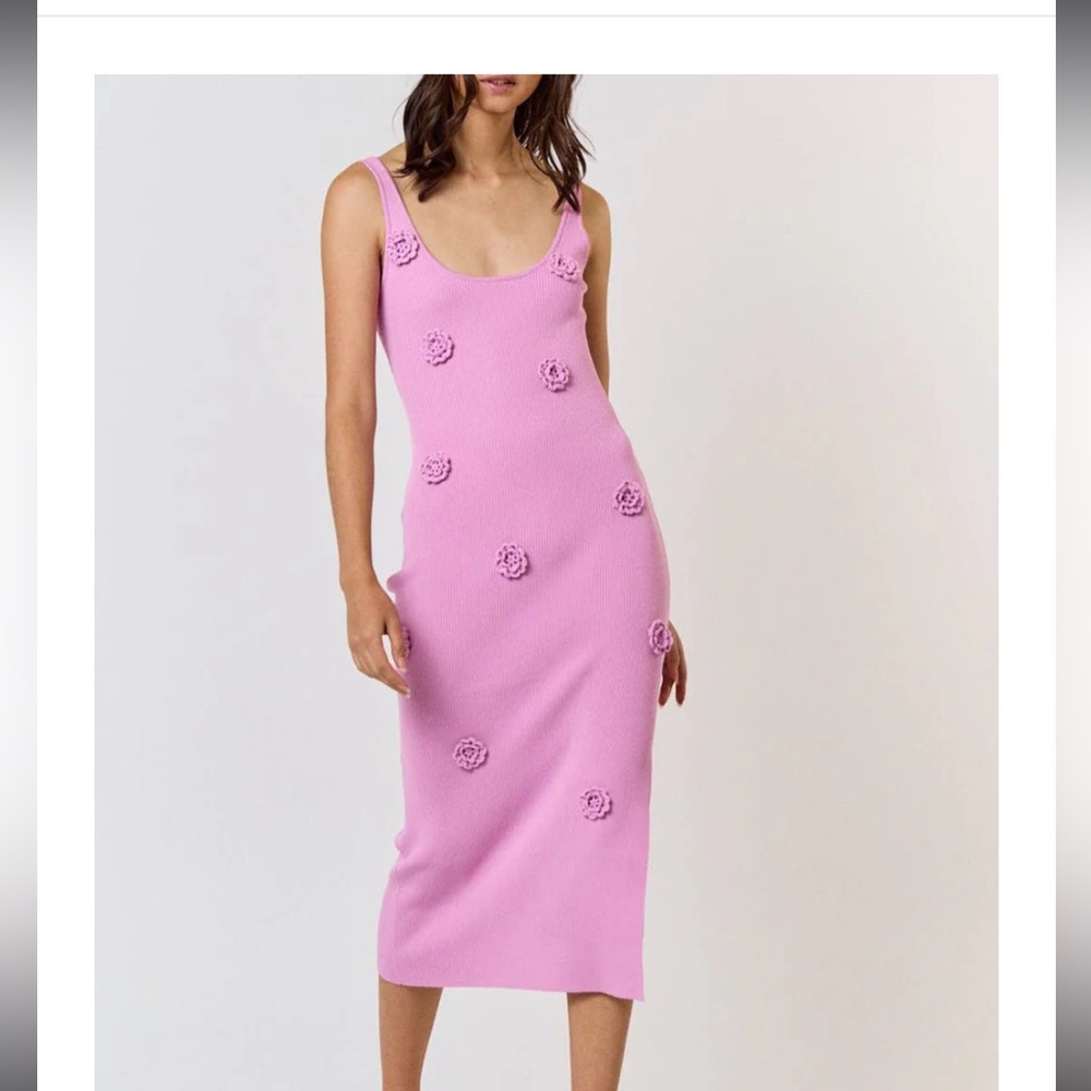 Elegant Pink Sleeveless Dress